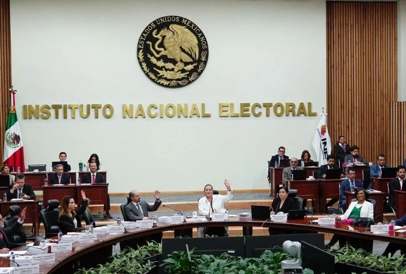 INE tira candidaturas al Senado de MC por incumplir con la paridad de género